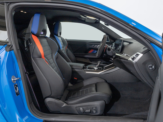 BMW M M2 Coupe color Negro. Año 2025. 353KW(480CV). Gasolina. En concesionario Oliva Motor Girona de Girona