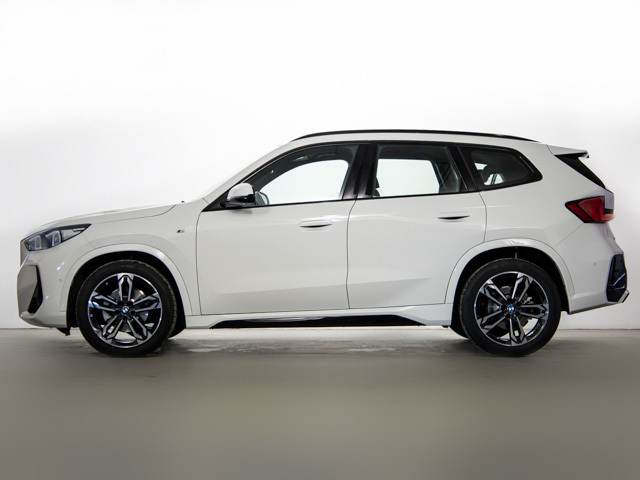 BMW X1 xDrive20d color Blanco. Año 2024. 120KW(163CV). Diésel. En concesionario BMW Fuenteolid Valladolid de Valladolid