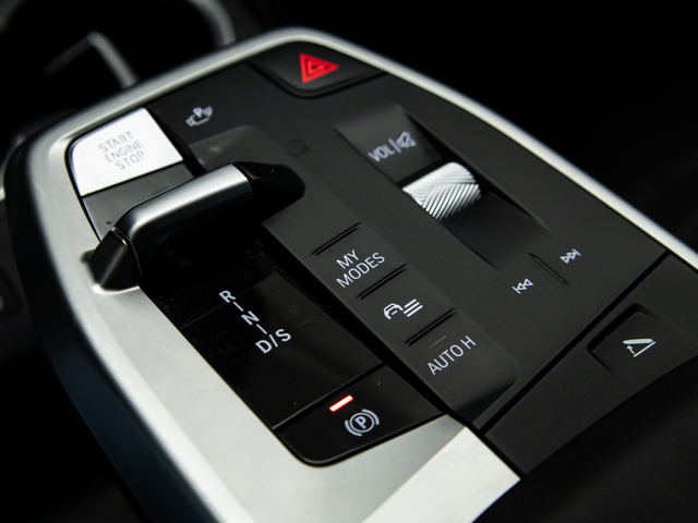 BMW X1 xDrive20d color Blanco. Año 2024. 120KW(163CV). Diésel. En concesionario BMW Fuenteolid Valladolid de Valladolid