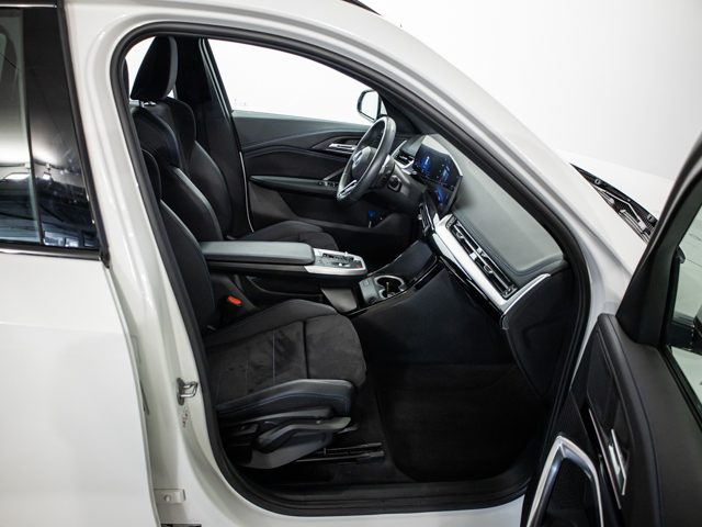 BMW X1 xDrive20d color Blanco. Año 2024. 120KW(163CV). Diésel. En concesionario BMW Fuenteolid Valladolid de Valladolid