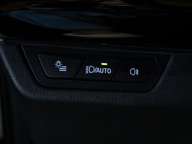 BMW X1 xDrive20d color Blanco. Año 2024. 120KW(163CV). Diésel. En concesionario BMW Fuenteolid Valladolid de Valladolid