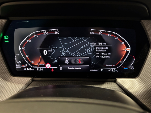 BMW Serie 1 118d color Gris. Año 2024. 110KW(150CV). Diésel. En concesionario Automotor Costa, S.L.U. de Almería