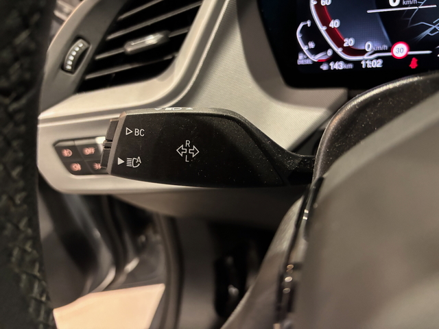 BMW Serie 1 118d color Gris. Año 2024. 110KW(150CV). Diésel. En concesionario Automotor Costa, S.L.U. de Almería