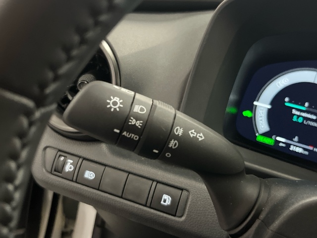 Toyota C-HR 140H Advance 103 kW (140 CV)