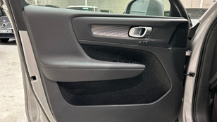 Volvo XC40 B3 G Core Auto 120 kW (163 CV) - 24 Volvo XC40 B3 G Ocasión 120 KW (163CV) - 24