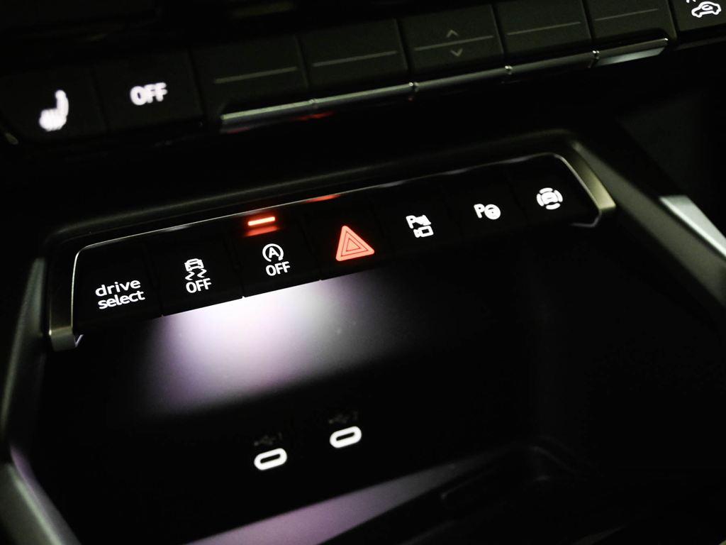 Audi A3 allstreet Genuine 35 TFSI 110 kW (150 CV) S tronic 14