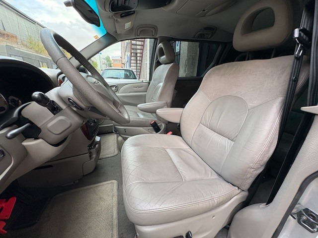 Chrysler Grand Voyager 3.3 Limited AWD 7 Plazas 134 kW (180 CV)