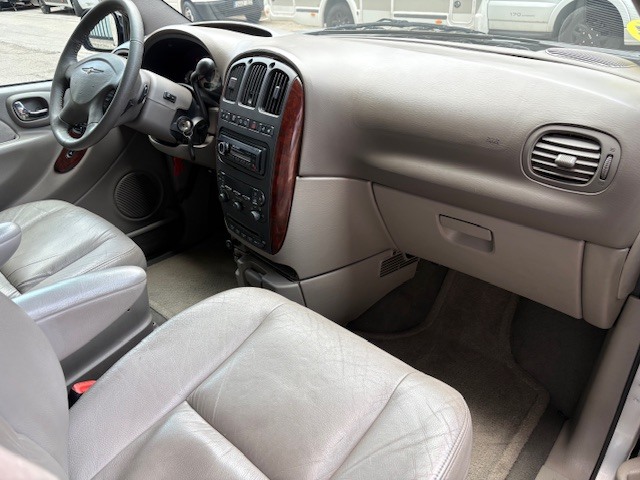 Chrysler Grand Voyager 3.3 Limited AWD 7 Plazas 134 kW (180 CV)