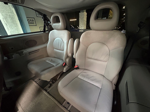 Chrysler Grand Voyager 3.3 Limited AWD 7 Plazas 134 kW (180 CV)