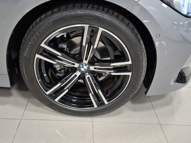 BMW Serie 3 318d Touring color Gris. Año 2025. 110KW(150CV). Diésel. En concesionario Automoviles Bertolin, S.L. de Valencia