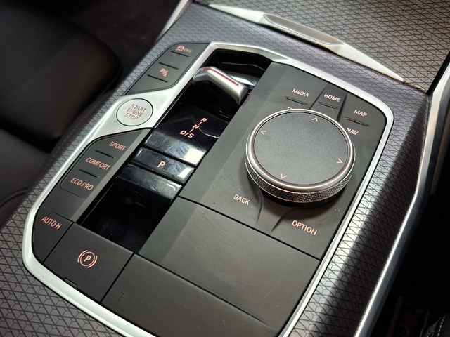 BMW Serie 3 318d Touring color Gris. Año 2025. 110KW(150CV). Diésel. En concesionario Automoviles Bertolin, S.L. de Valencia