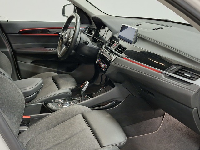 BMW X1 sDrive18d color Blanco. Año 2020. 110KW(150CV). Diésel. En concesionario Automoviles Bertolin, S.L. de Valencia