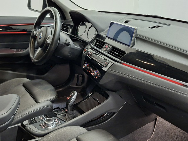 BMW X1 sDrive18d color Blanco. Año 2020. 110KW(150CV). Diésel. En concesionario Automoviles Bertolin, S.L. de Valencia