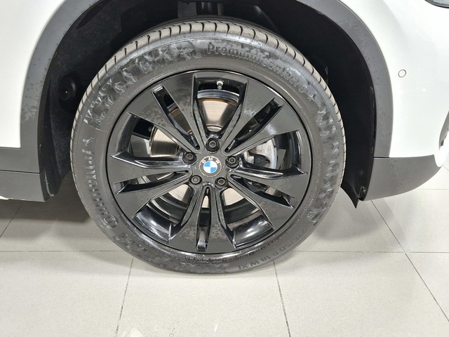 BMW X1 sDrive18d color Blanco. Año 2020. 110KW(150CV). Diésel. En concesionario Automoviles Bertolin, S.L. de Valencia