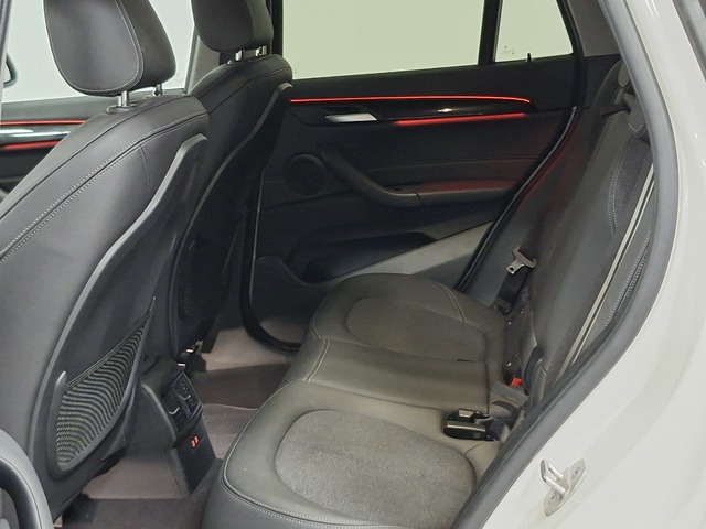 BMW X1 sDrive18d color Blanco. Año 2020. 110KW(150CV). Diésel. En concesionario Automoviles Bertolin, S.L. de Valencia