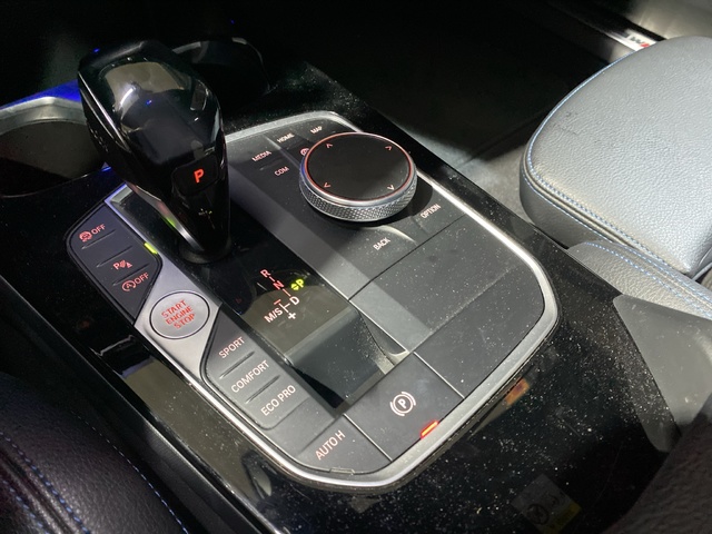 BMW Serie 1 116d color Rojo. Año 2020. 85KW(116CV). Diésel. En concesionario Hispamovil Elche de Alicante