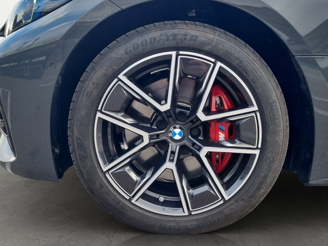 BMW Serie 4 420d Gran Coupe color Gris. Año 2024. 140KW(190CV). Diésel. En concesionario GANDIA Automoviles Fersan, S.A. de Valencia