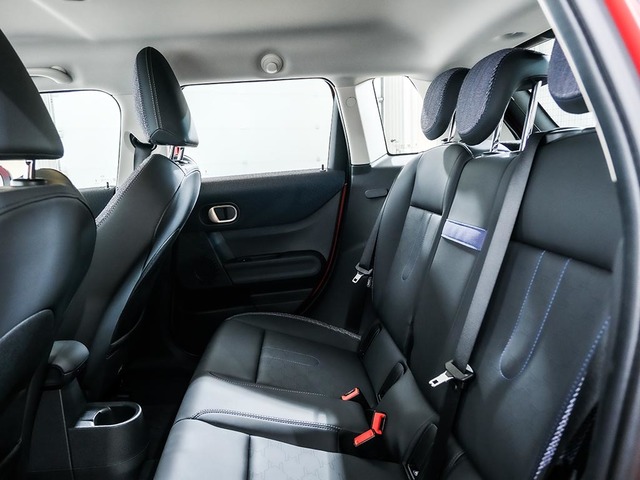 fotoG 8 del MINI MINI 5 Puertas Cooper C 115 kW (156 CV) 156cv Gasolina del 2025 en Tarragona