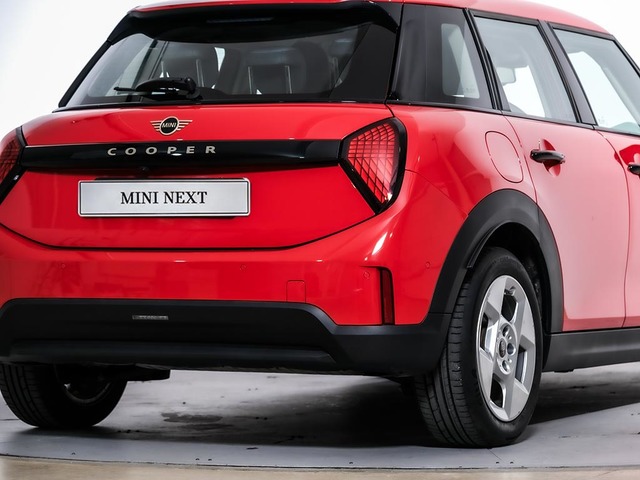 fotoG 12 del MINI MINI 5 Puertas Cooper C 115 kW (156 CV) 156cv Gasolina del 2025 en Tarragona