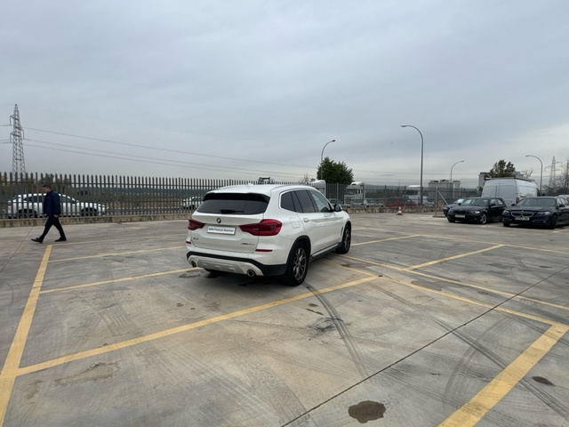 BMW X3 xDrive20d color Blanco. Año 2019. 140KW(190CV). Diésel. En concesionario BYmyCAR Madrid - Algete de Madrid