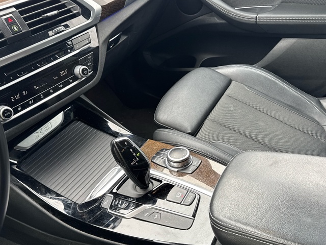 BMW X3 xDrive20d color Blanco. Año 2019. 140KW(190CV). Diésel. En concesionario BYmyCAR Madrid - Algete de Madrid