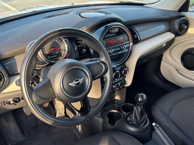 fotoG 6 del MINI MINI 3 Puertas One D 70 kW (95 CV) 95cv Diésel del 2014 en Madrid