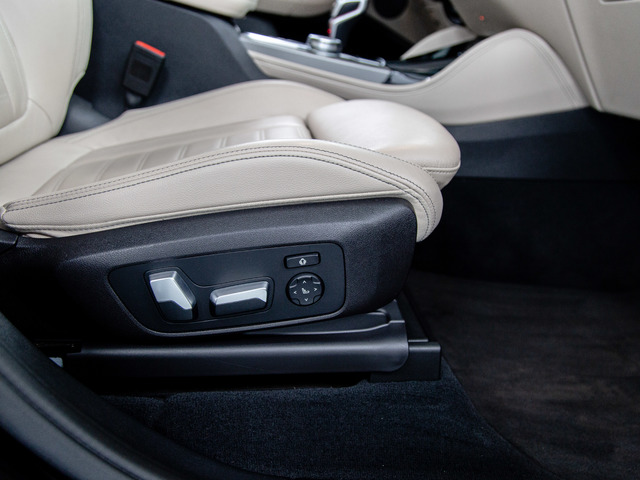 BMW M X3 M color Negro. Año 2021. 353KW(480CV). Gasolina. En concesionario Móvil Begar Alicante de Alicante