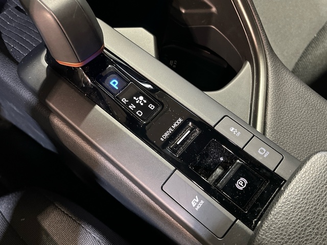 Toyota C-HR 140H Advance 103 kW (140 CV)