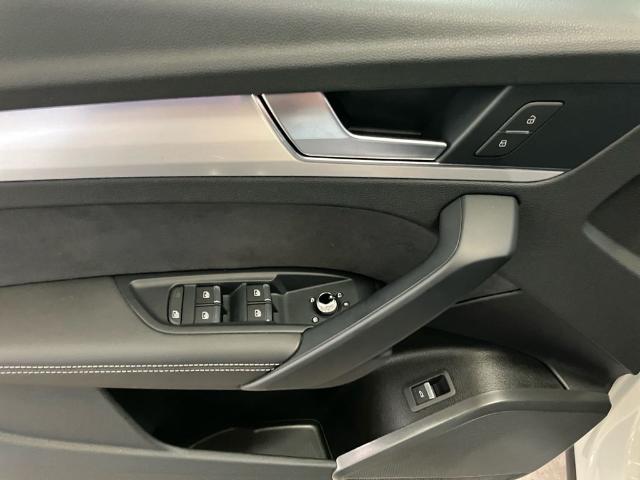 Foto 14 Audi SQ5 TDI quattro 251 kW (341 CV) tiptronic