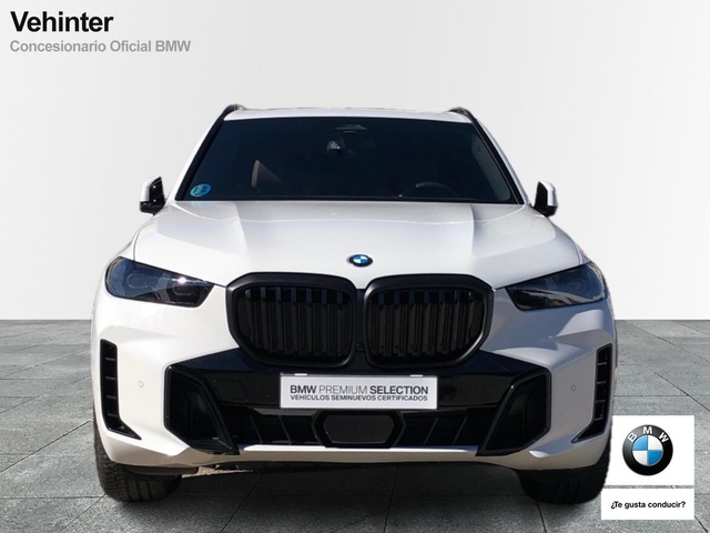 BMW X5 xDrive30d color Blanco. Año 2025. 219KW(298CV). Diésel. En concesionario Vehinter Getafe de Madrid