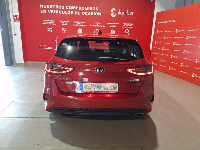 Kia Ceed 1.6 MHEV iMT Drive 100 kW (136 CV)