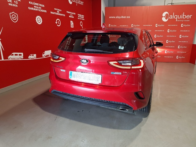 Kia Ceed 1.6 MHEV iMT Drive 100 kW (136 CV)