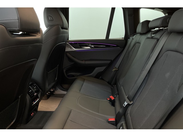 BMW X3 xDrive20d color Beige. Año 2021. 140KW(190CV). Diésel. En concesionario Proa Premium Palma de Illes Balears