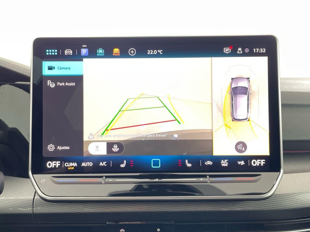 Volkswagen Golf 2.0 TDI en Barcelona