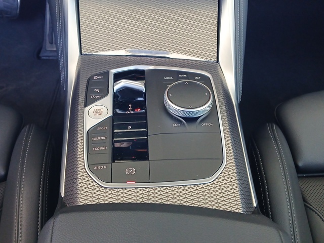 BMW Serie 4 420i Coupe color Gris. Año 2024. 135KW(184CV). Gasolina. En concesionario GANDIA Automoviles Fersan, S.A. de Valencia