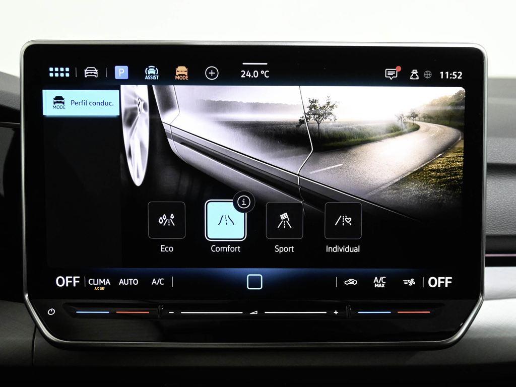 Volkswagen Golf Life 1.5 TSI 85 kW (116 CV) 16