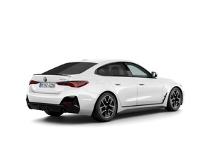 Fotos de BMW Serie 4 420d Gran Coupe color Blanco. Año 2025. 140KW(190CV). Diésel. En concesionario Movilnorte Las Rozas de Madrid