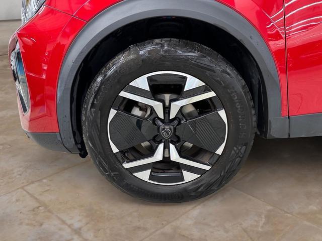 Foto 14 Peugeot 2008 Allure Hybrid eDCS6 107 kW (145 CV)