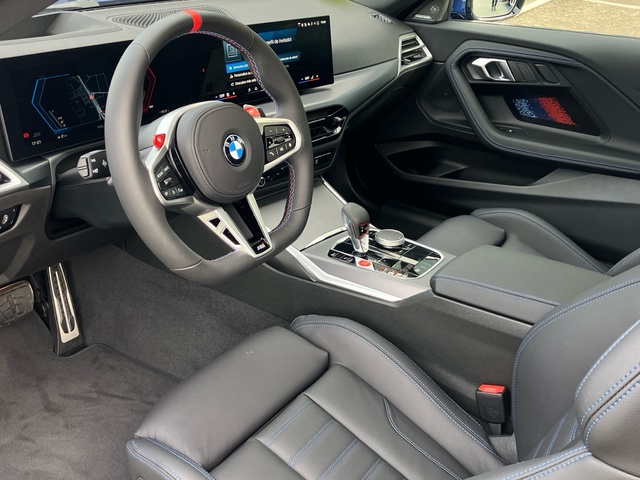 BMW M M2 Coupe color Azul. Año 2025. 353KW(480CV). Gasolina. En concesionario Bernesga Motor León (Bmw y Mini) de León