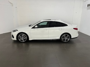 Fotos de BMW Serie 2 218d Gran Coupe color Blanco. Año 2021. 110KW(150CV). Diésel. En concesionario Amiocar S.A. de Coruña