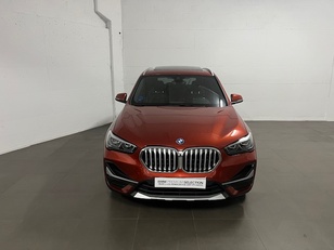 Fotos de BMW X1 xDrive25e color Naranja. Año 2022. 162KW(220CV). Híbrido Electro/Gasolina. En concesionario Amiocar S.A. de Coruña
