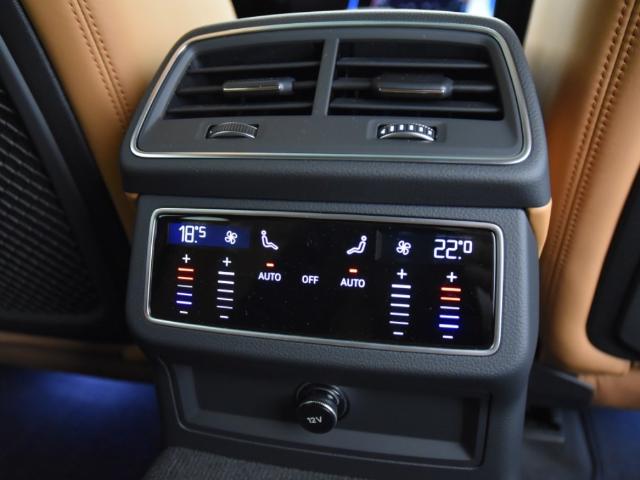 Foto 13 Audi RS6 Avant TFSI quattro 441 kW (600 CV)