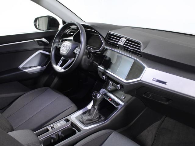 Foto 10 Audi Q3 Advanced 35 TFSI 110 kW (150 CV) S tronic