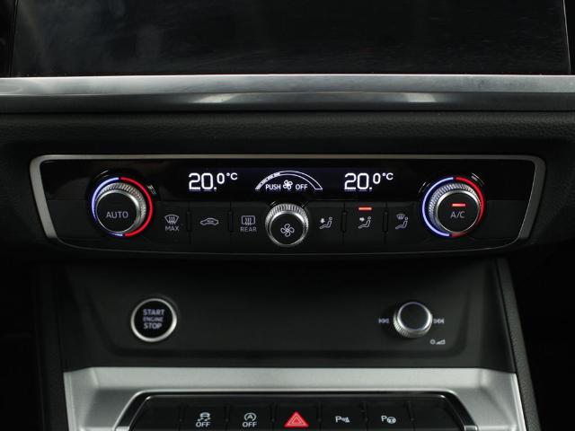 Foto 11 Audi Q3 Advanced 35 TFSI 110 kW (150 CV) S tronic