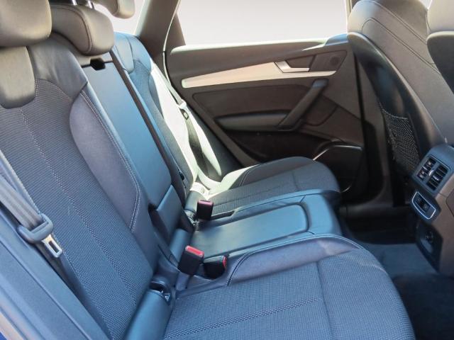 Foto 8 Audi Q5 Genuine 40 TDI quattro-ultra 150 kW (204 CV)