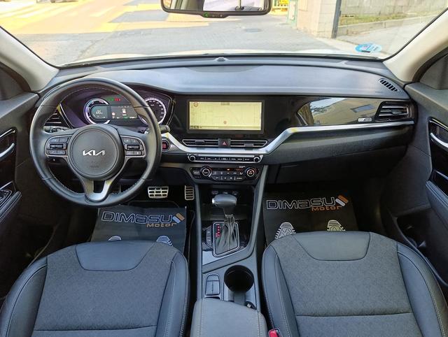 Foto 3 Kia Niro 1.6 GDi HEV Emotion 104 kW (141 CV)