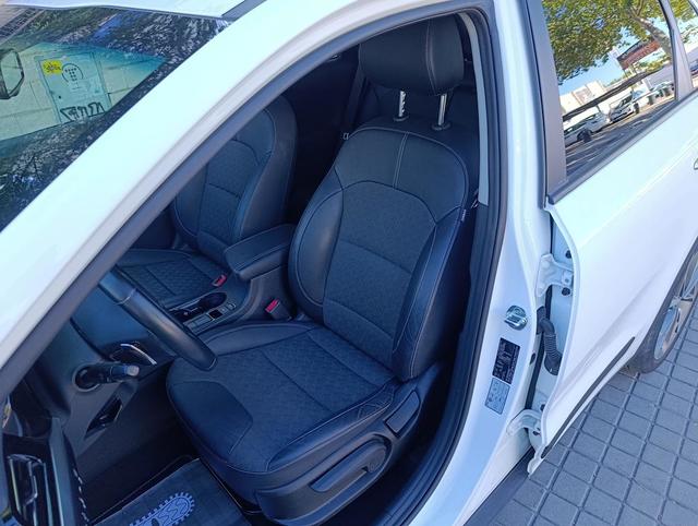 Foto 4 Kia Niro 1.6 GDi HEV Emotion 104 kW (141 CV)