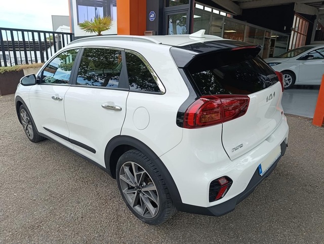 Foto 7 Kia Niro 1.6 GDi HEV Emotion 104 kW (141 CV)