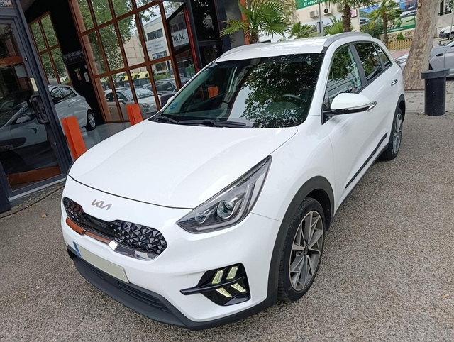Foto 10 Kia Niro 1.6 GDi HEV Emotion 104 kW (141 CV)