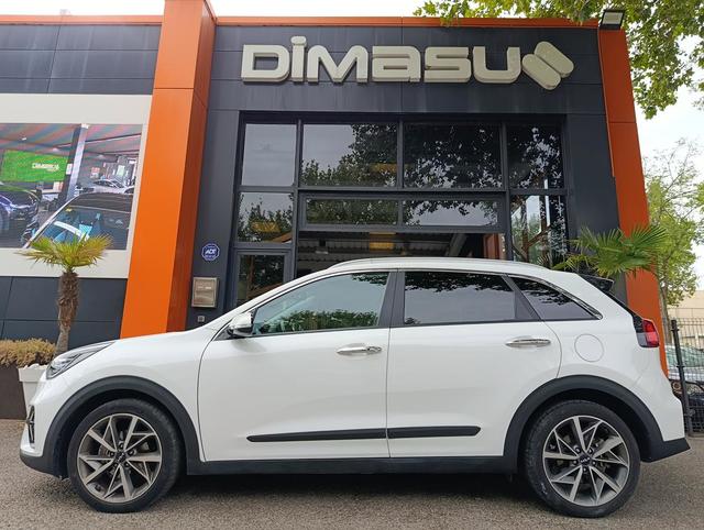 Foto 20 Kia Niro 1.6 GDi HEV Emotion 104 kW (141 CV)